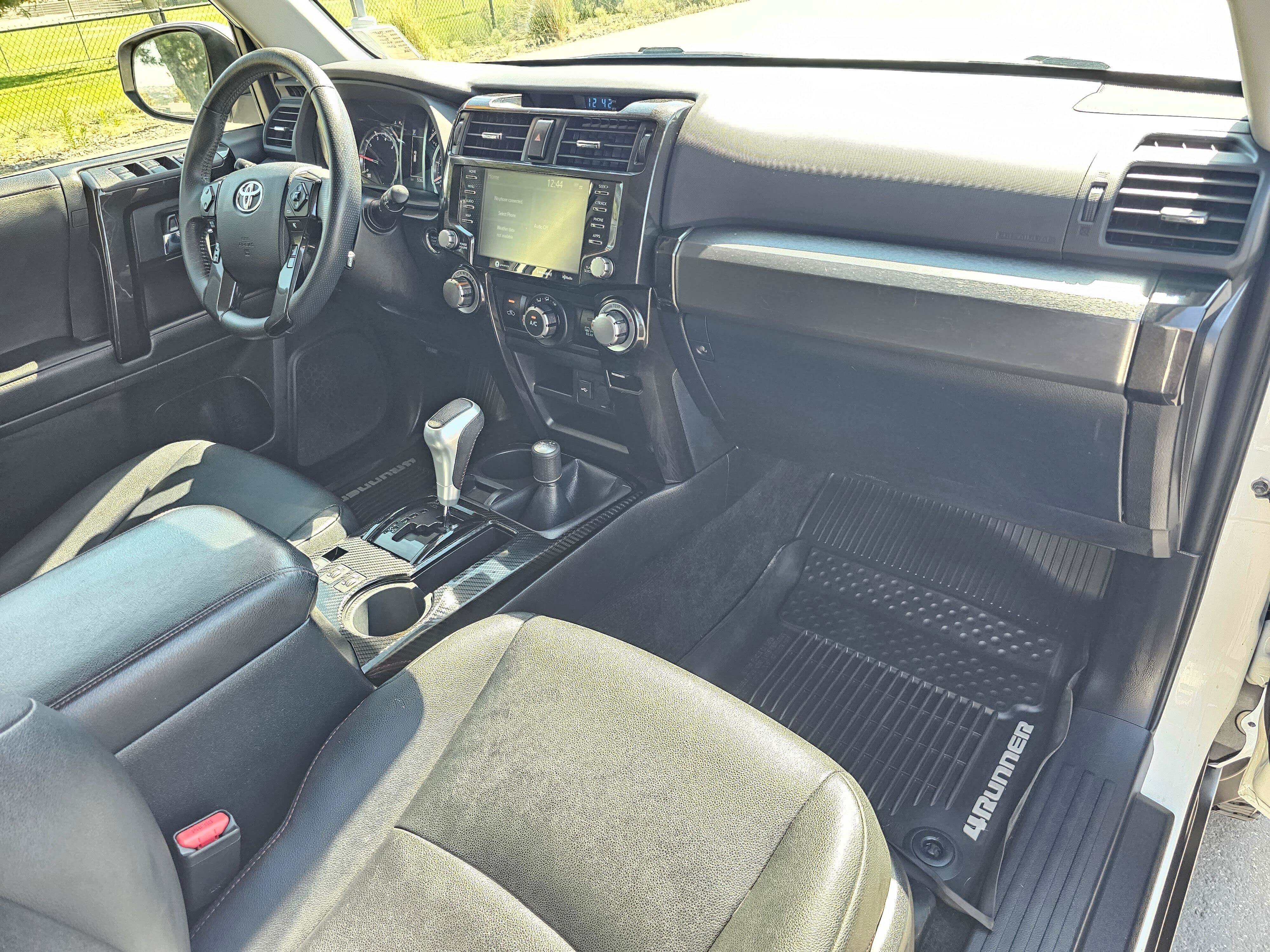 Used 2020 Toyota 4Runner TRD Off-Road Premium w/ Moonroof Package AWD/4WD image 11