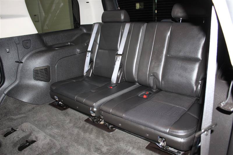 Used 2008 Cadillac Escalade AWD image 26