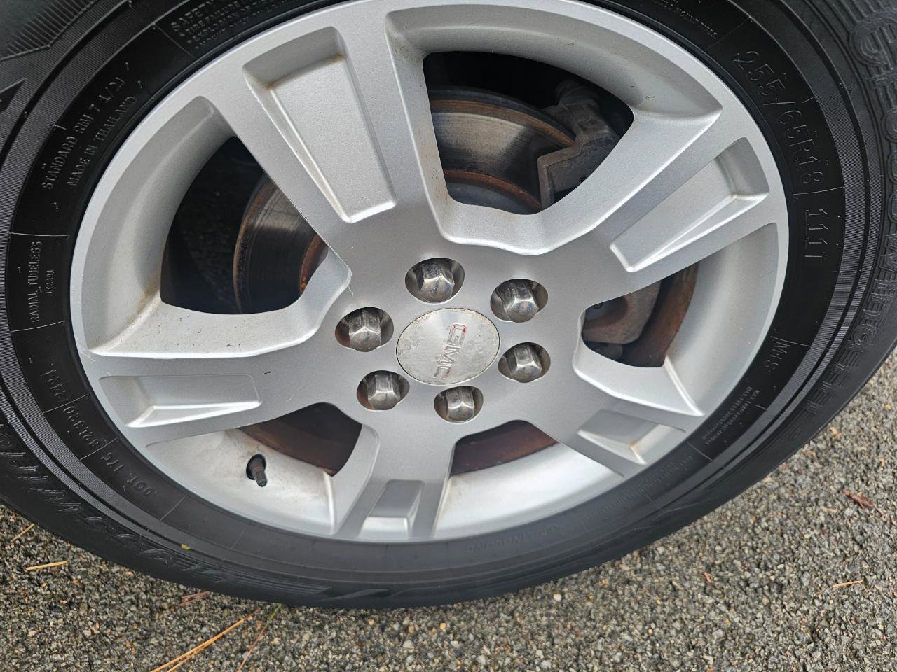 Used 2012 GMC Acadia SLE image 15