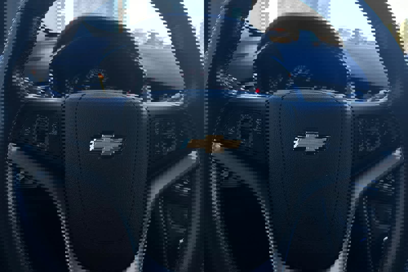 Used 2020 Chevrolet Trax LT w/ LT Convenience Package image 24