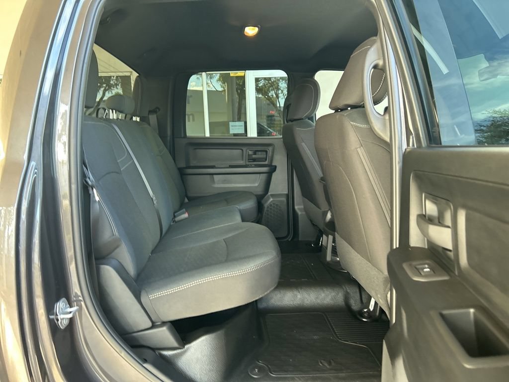 Used 2025 RAM 3500 Tradesman w/ Chrome Appearance Group AWD/4WD image 25