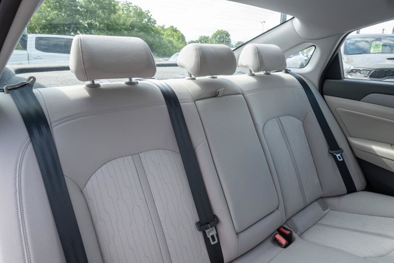 Used 2016 Hyundai Sonata SE FWD image 29
