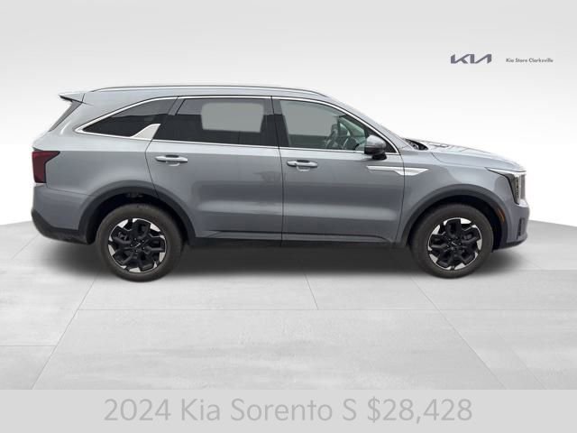 Certified 2024 Kia Sorento S w/ Panoramic Sunroof Package image 9