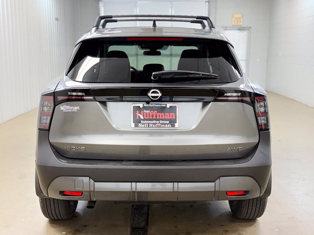 New 2027 Nissan Kicks SV AWD/4WD image 6