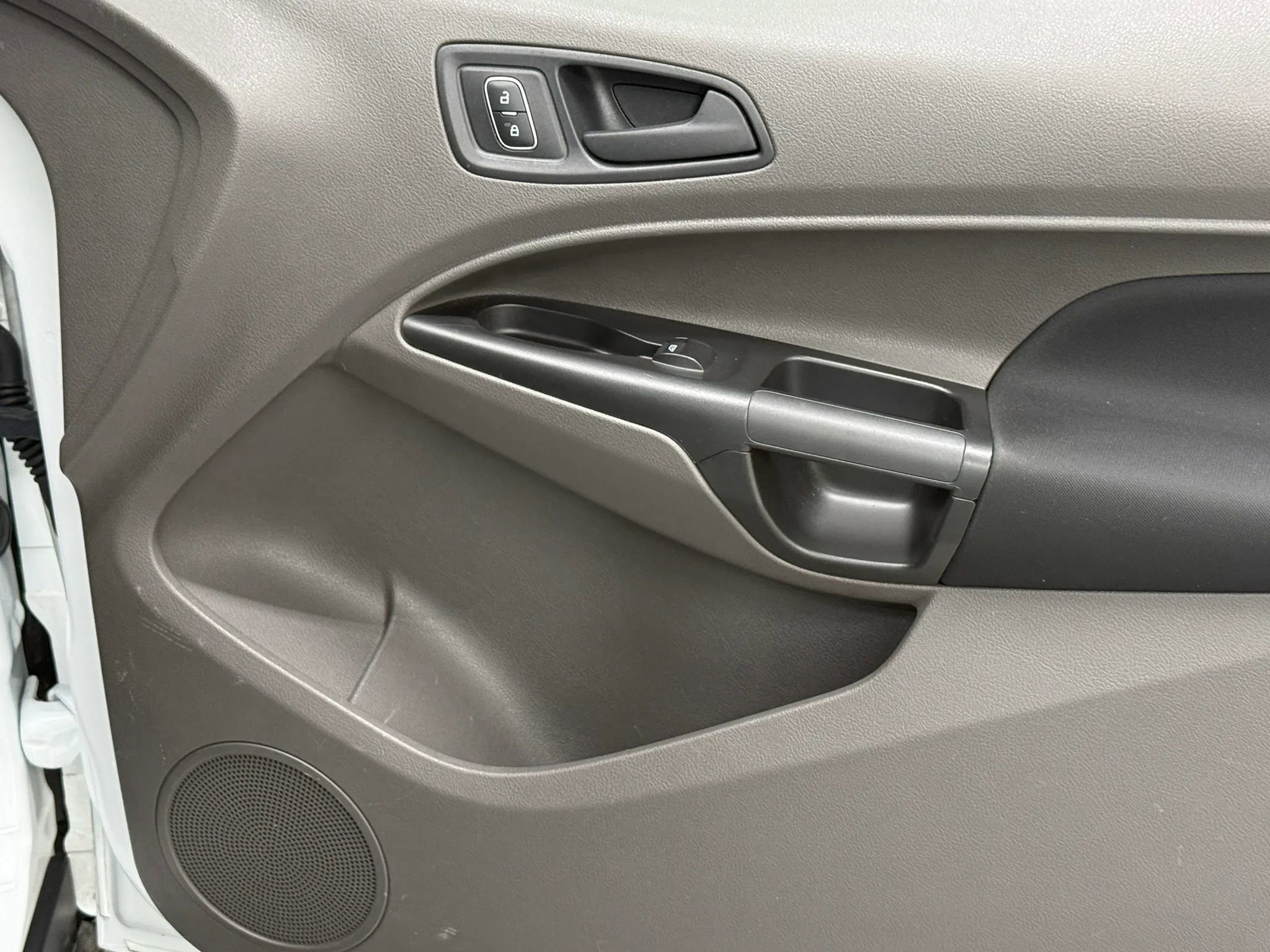 Used 2020 Ford Transit Connect XL image 14