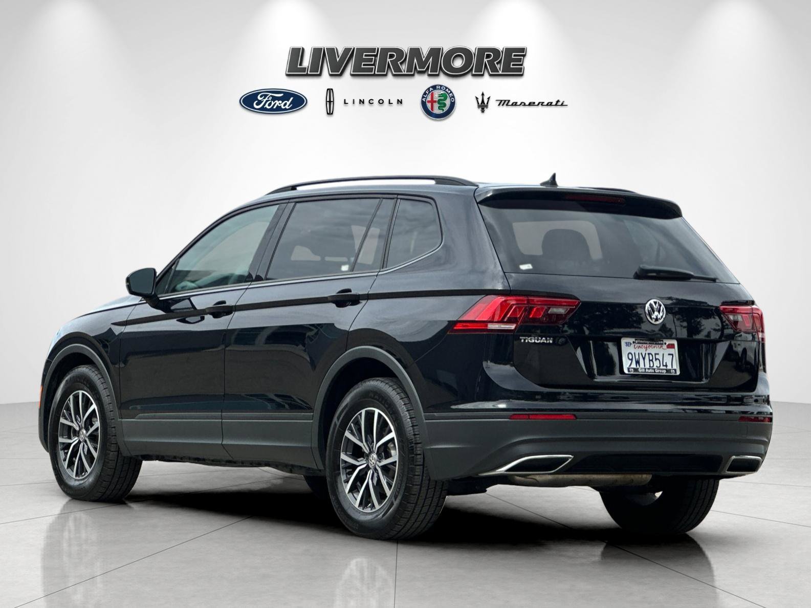 Used 2021 Volkswagen Tiguan S FWD image 5