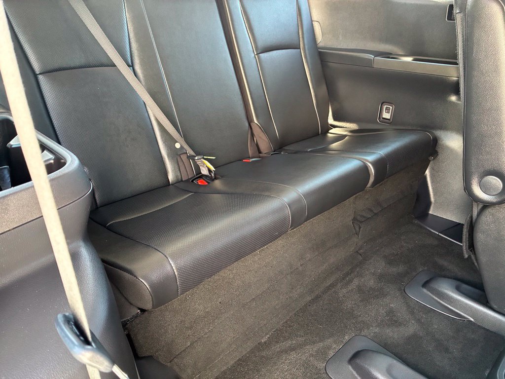 Used 2024 Toyota Grand Highlander AWD image 18