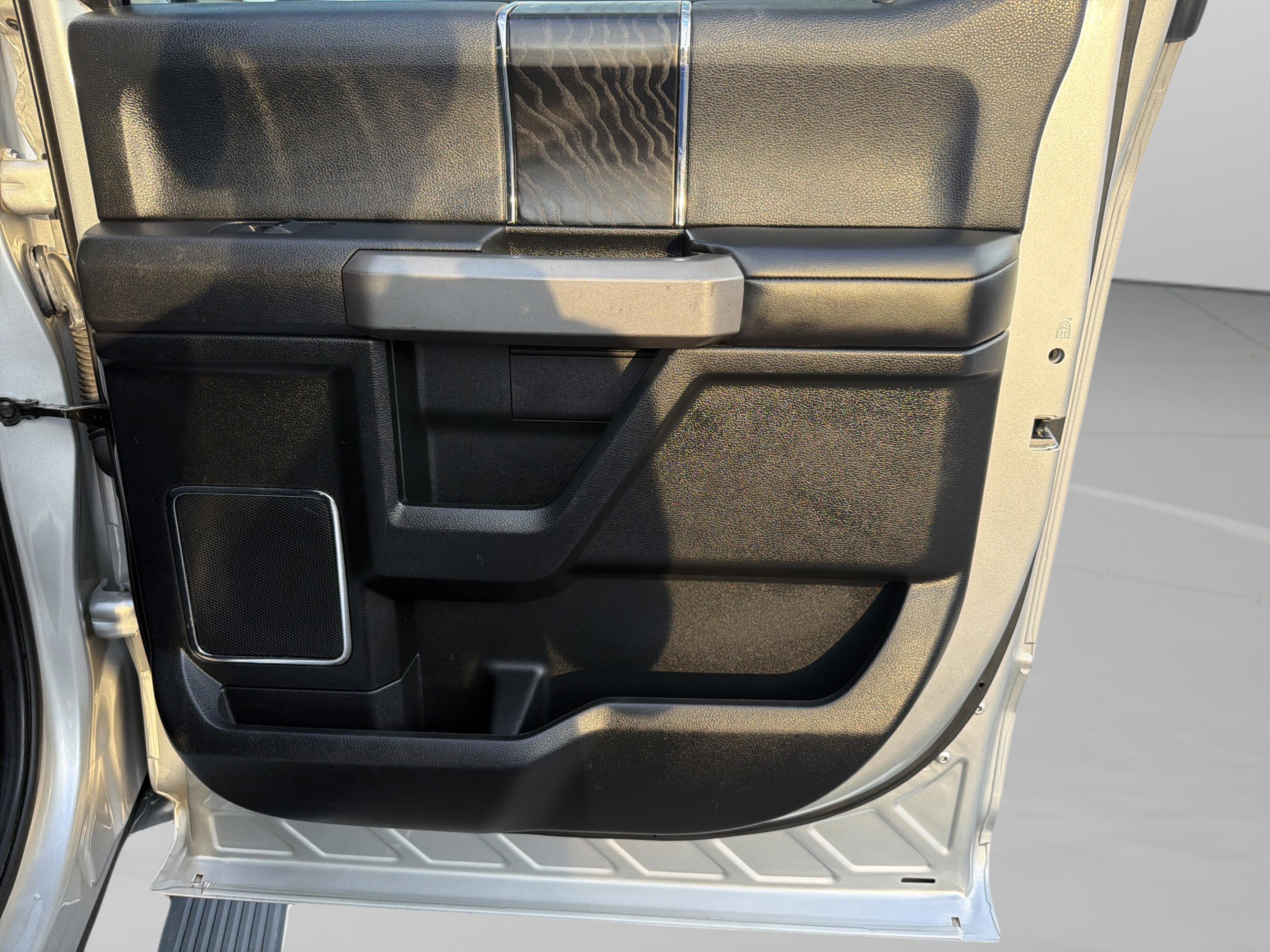 Used 2019 Ford F150 Platinum AWD/4WD image 24