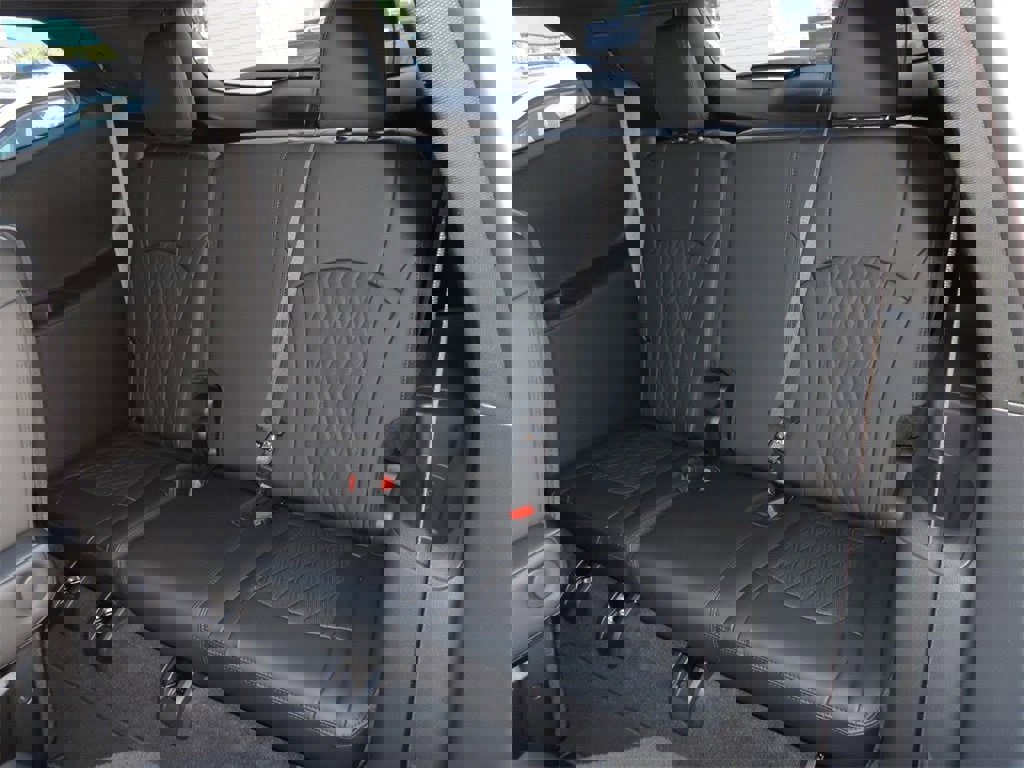 Certified 2023 Buick Enclave Avenir w/ Avenir Technology Package image 17