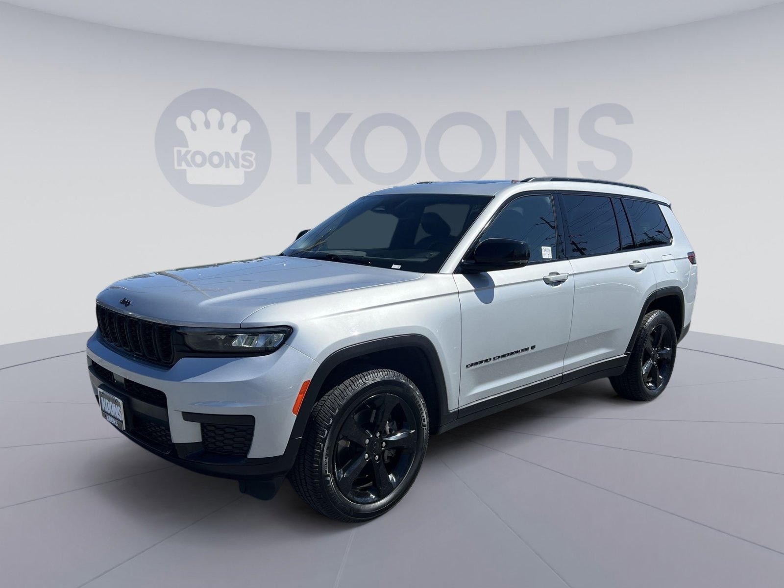 Used 2023 Jeep Grand Cherokee L Laredo