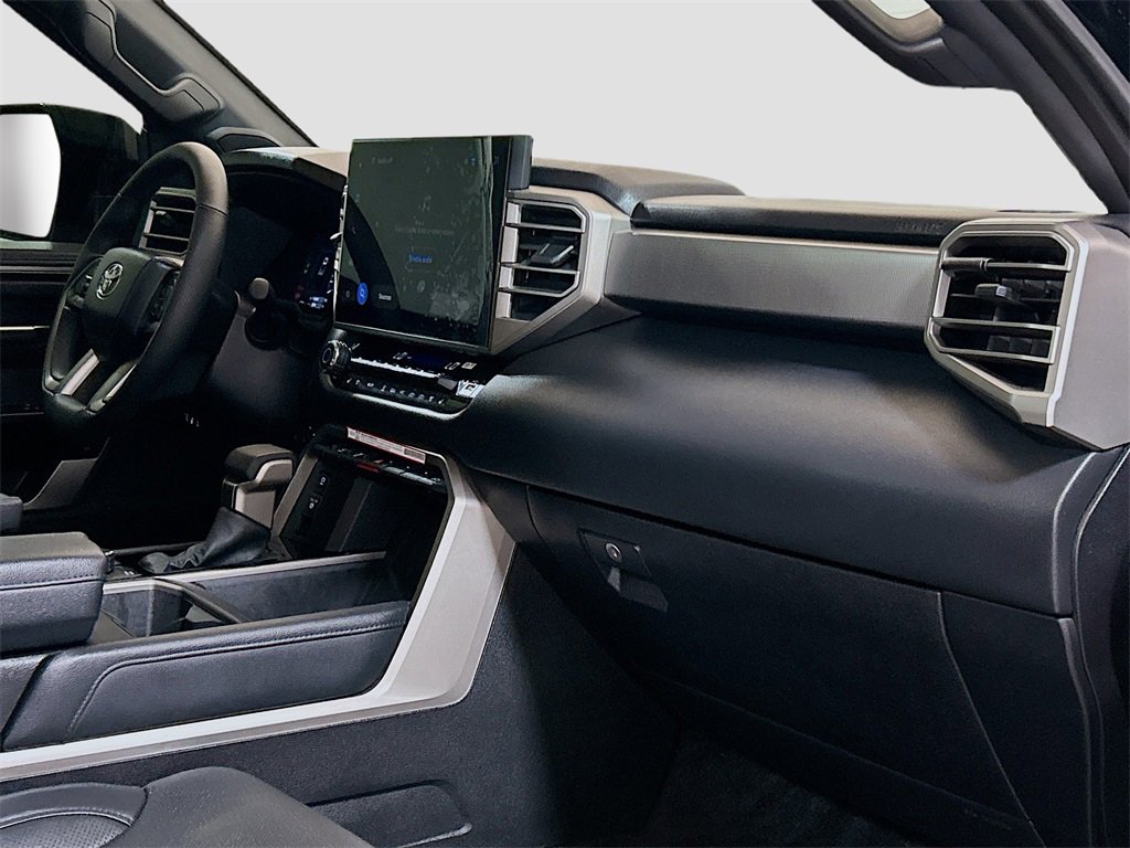 Used 2025 Toyota Tundra Limited image 28