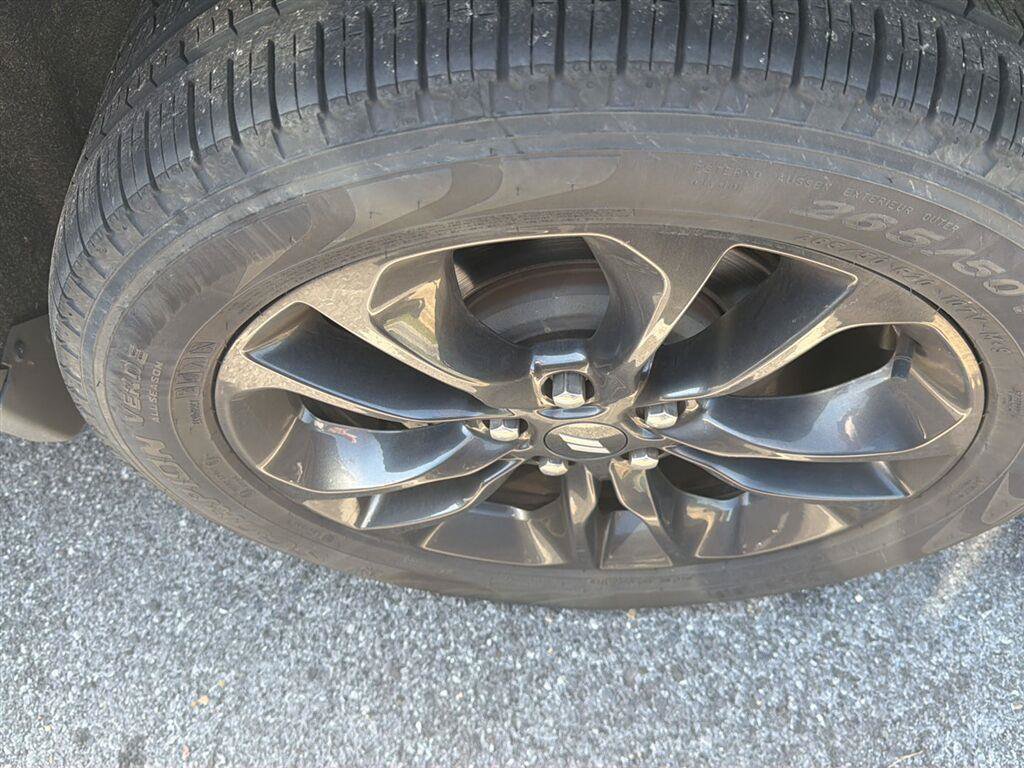 Used 2023 Dodge Durango GT AWD/4WD image 33