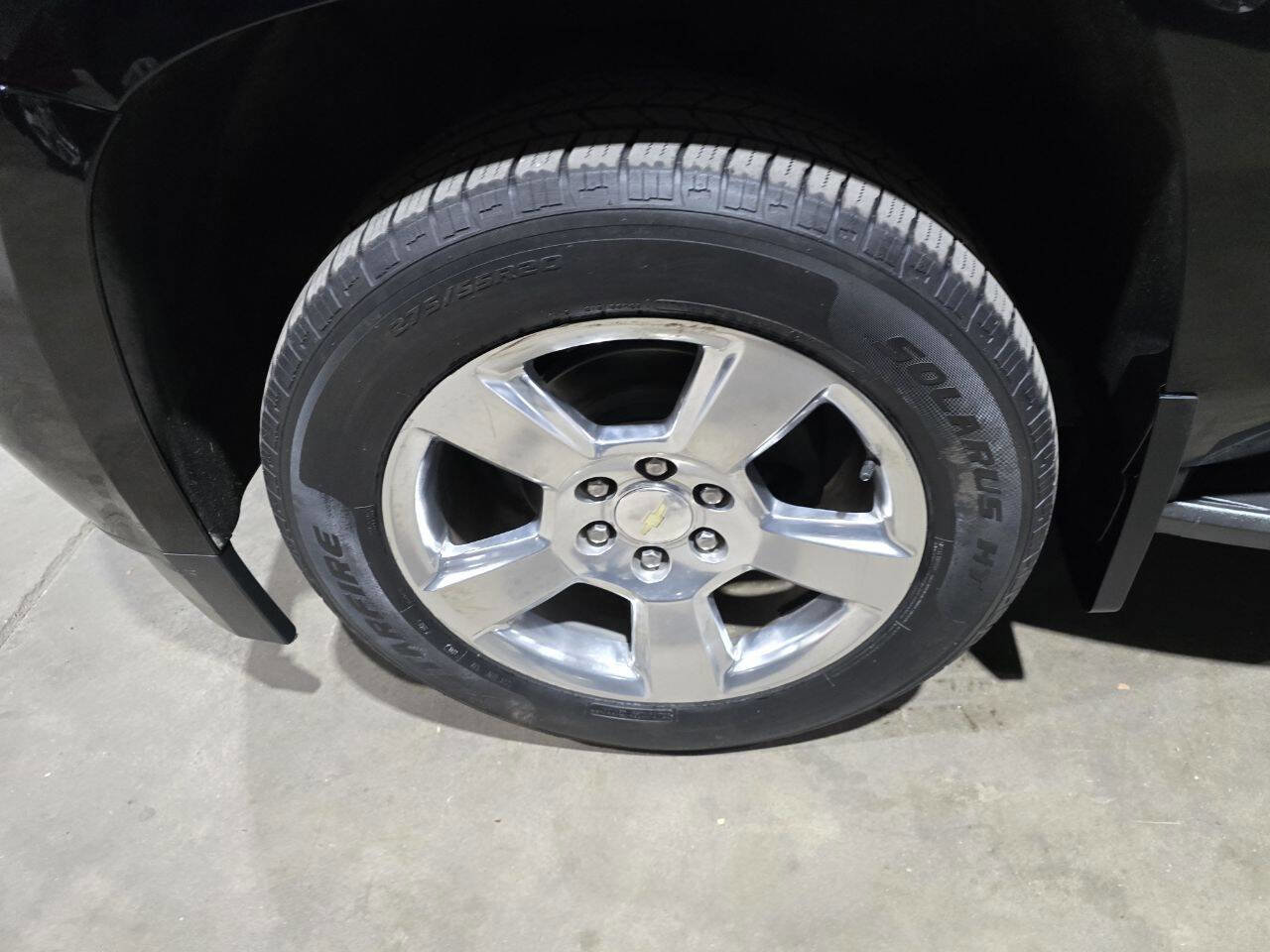 Used 2016 Chevrolet Suburban LT AWD/4WD image 23