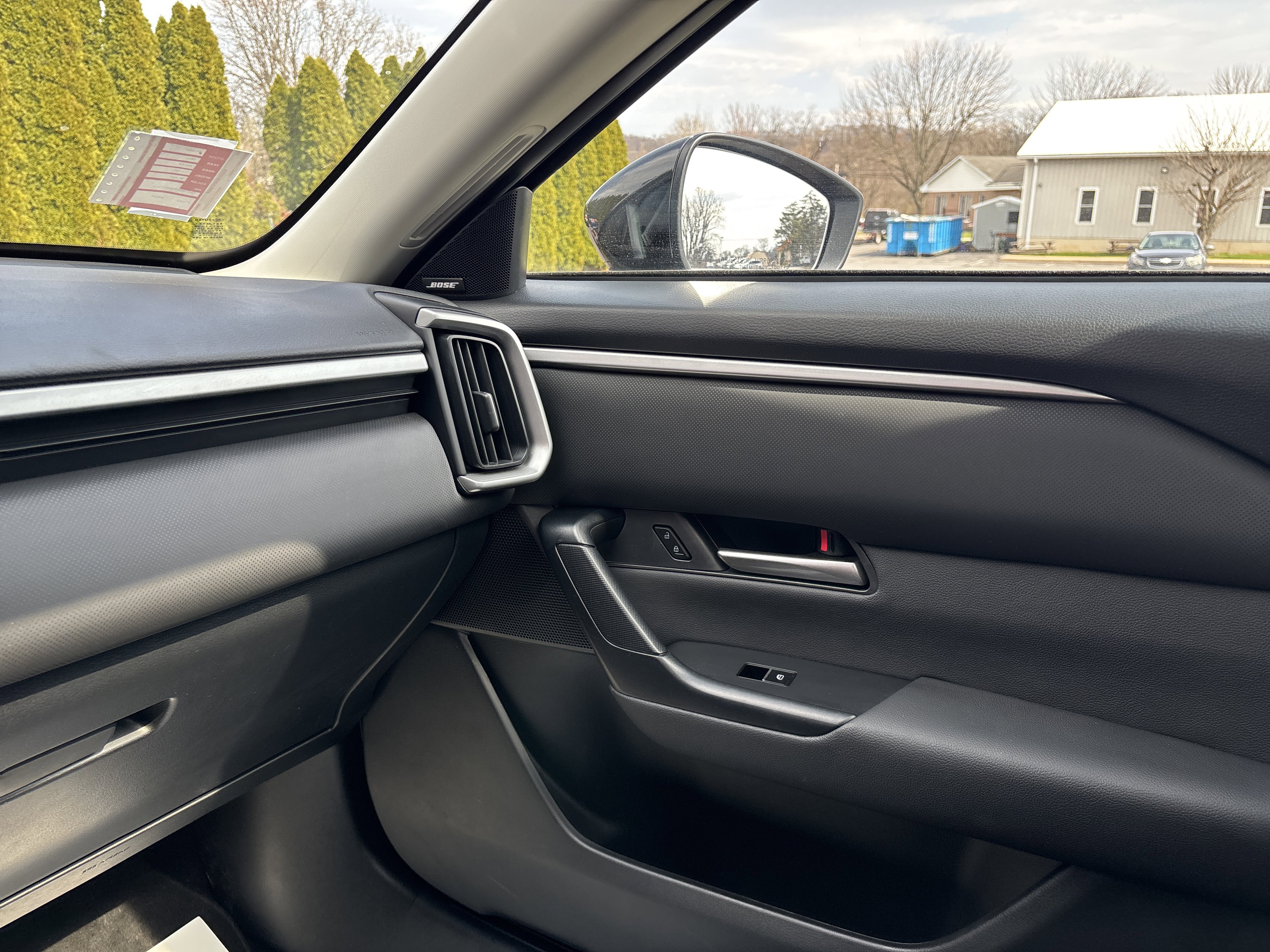 Used 2025 MAZDA CX-50 AWD 2.5 S w/ Premium Package image 23