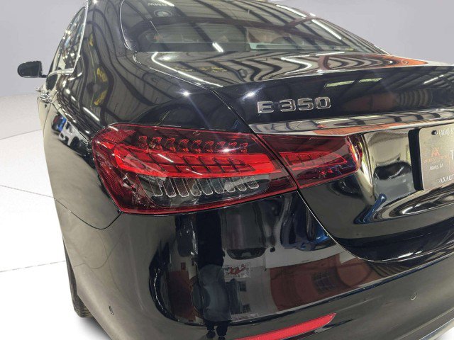 Used 2021 Mercedes-Benz E 350 4MATIC Sedan image 11