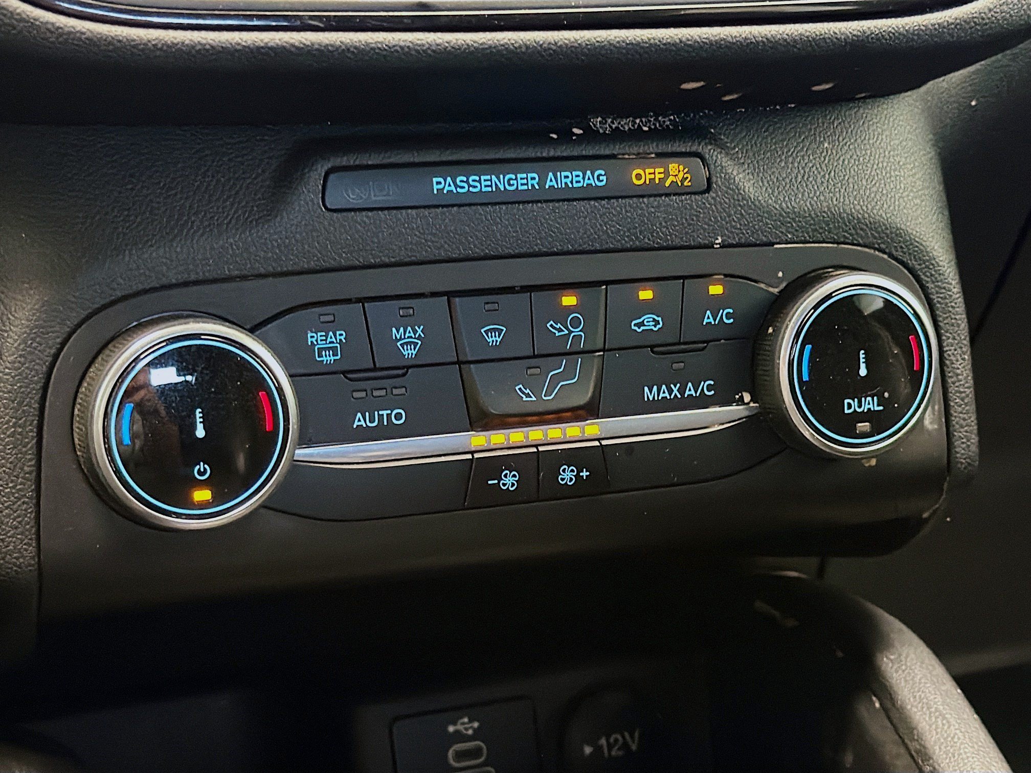 Used 2025 Ford Escape ST-Line FWD image 10