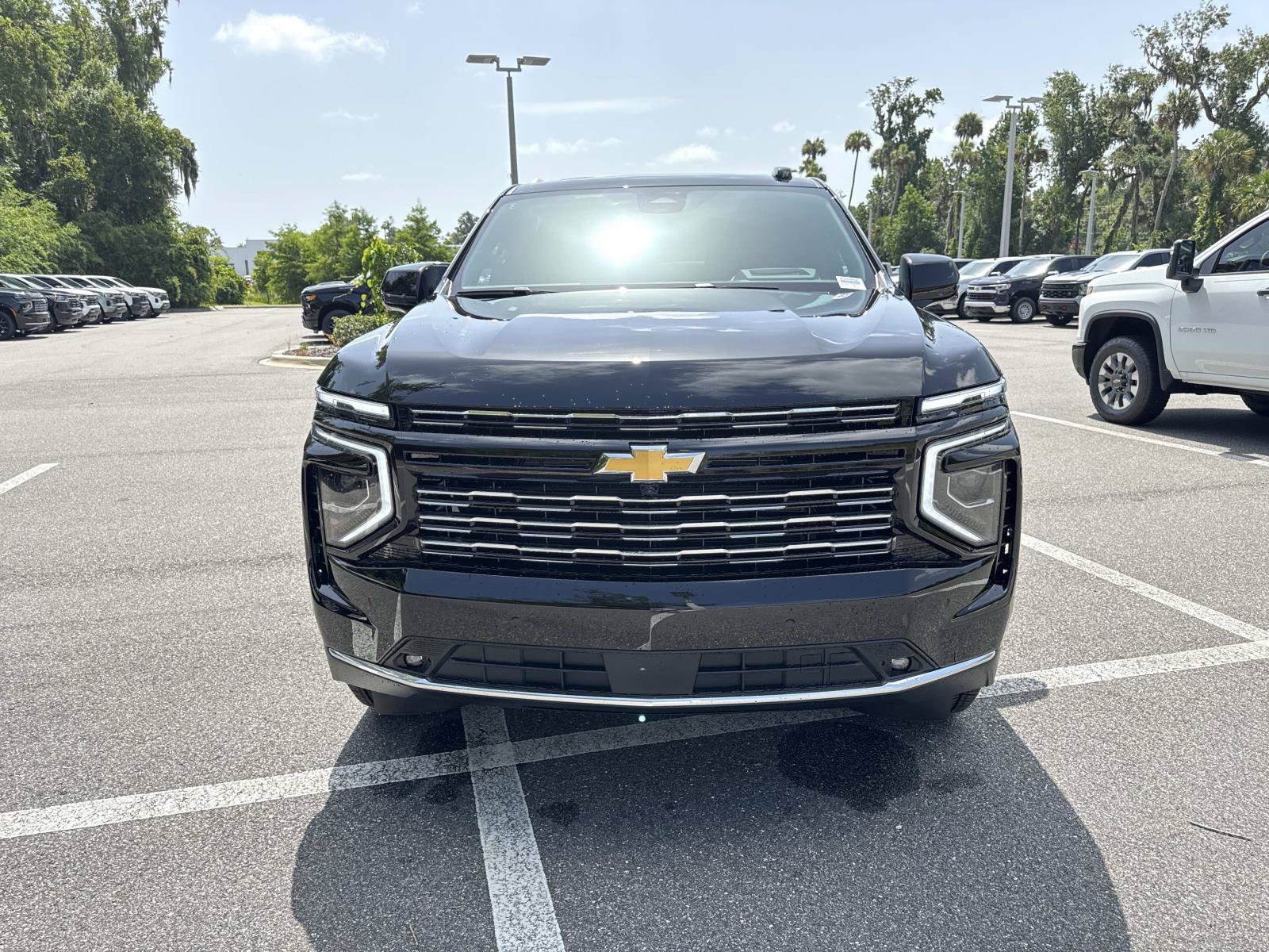 New 2026 Chevrolet Suburban High Country AWD/4WD image 8