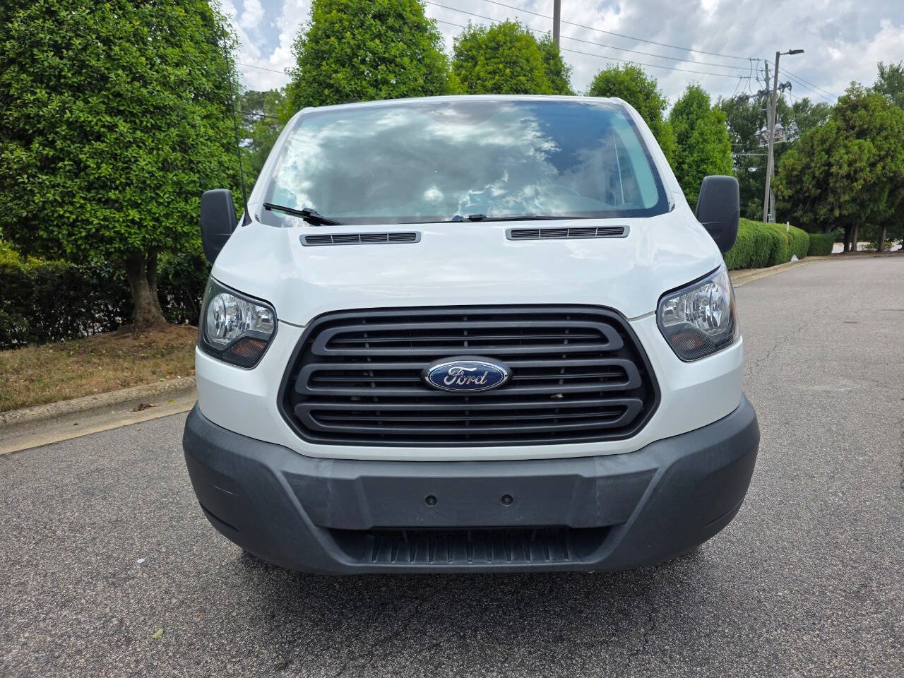 Used 2018 Ford Transit 250 148 Low Roof w/ Interior Upgrade Package RWD image 8