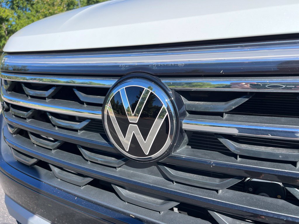 Used 2026 Volkswagen Atlas Peak Edition AWD/4WD image 11