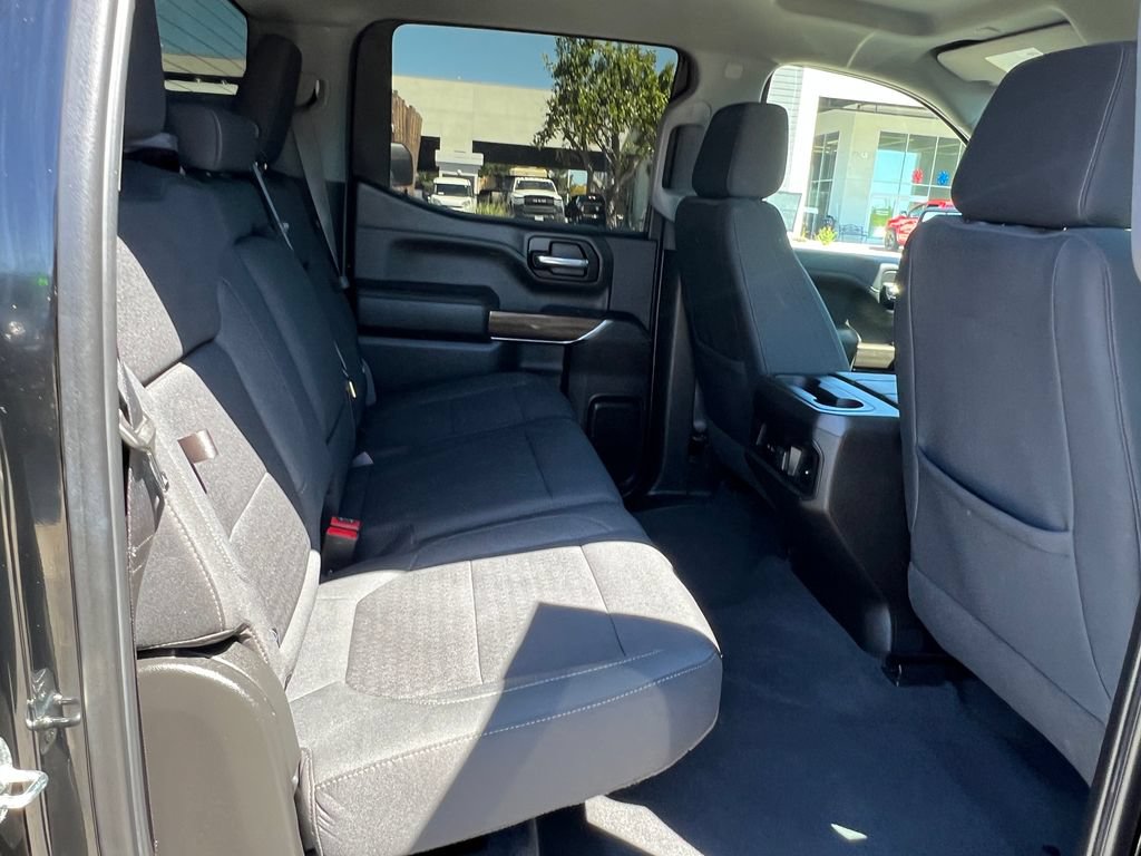 Used 2022 Chevrolet Silverado 1500 RST w/ LPO, Blackout Package AWD/4WD image 21