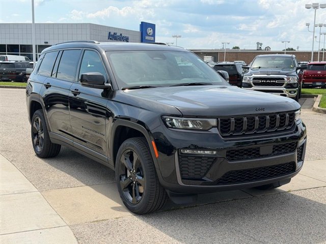 New 2026 Jeep Grand Cherokee L Limited AWD/4WD image 3