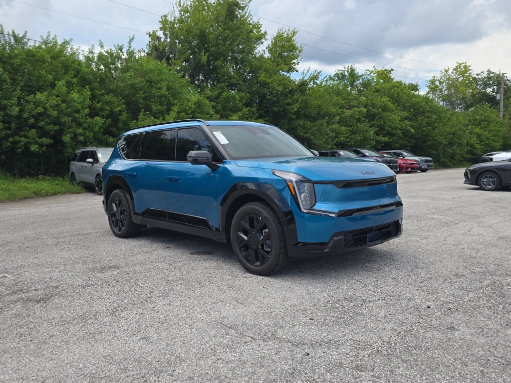 New 2026 Kia EV9 Land w/ Nightfall Edition Package AWD/4WD image 2