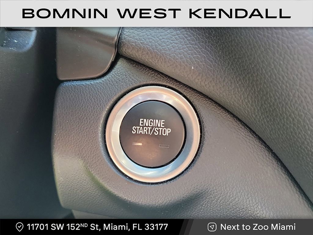 Used 2023 Chevrolet Equinox LT image 16