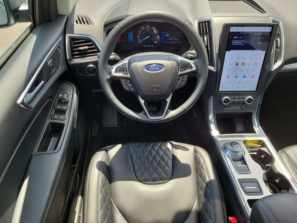 Used 2024 Ford Edge Titanium w/ Equipment Group 301A AWD/4WD image 14