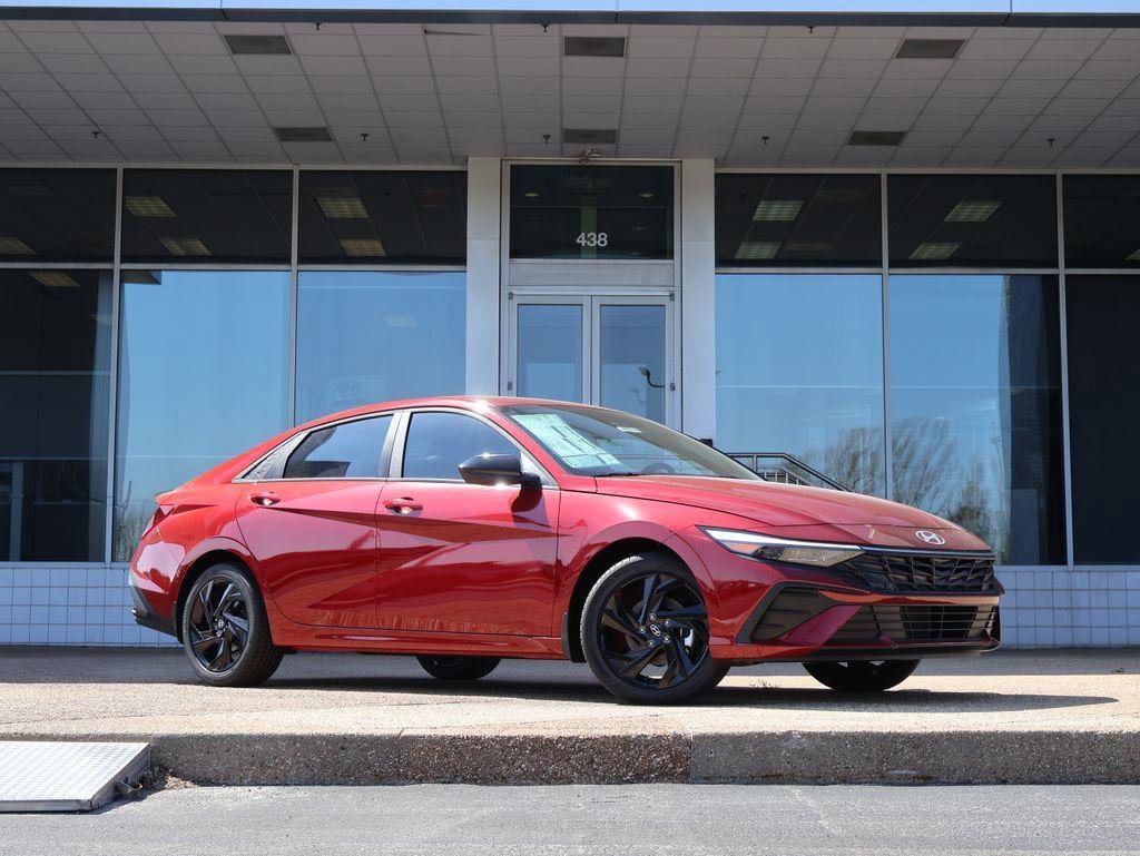 New 2026 Hyundai Elantra Sport image 2