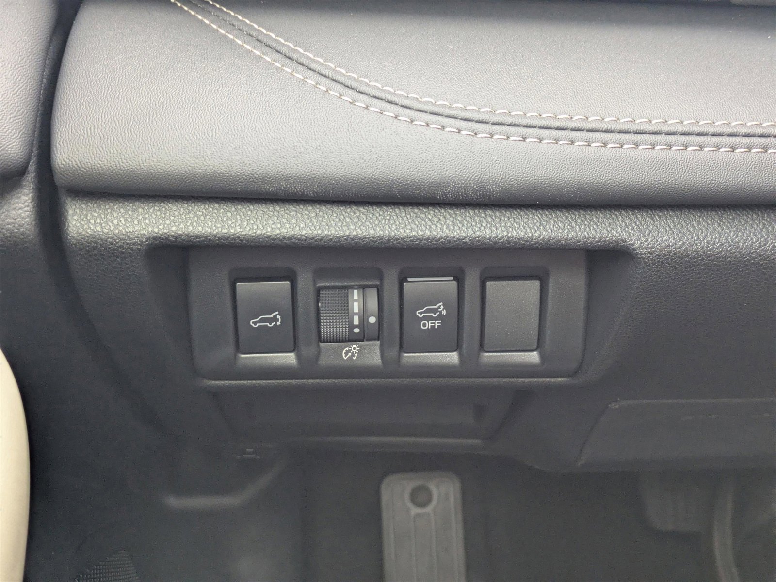 Used 2025 Subaru Outback Limited XT w/ Popular Package #2 image 22