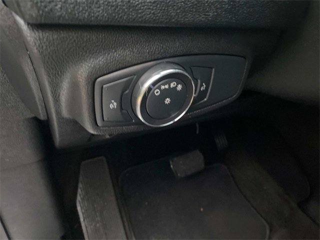 Used 2016 Lincoln MKC Premiere image 16