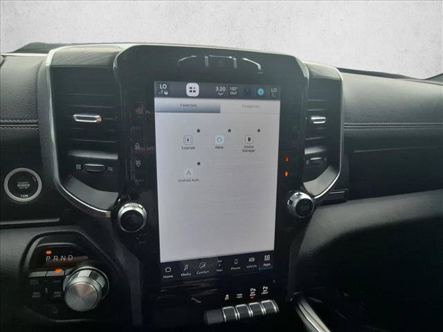 Used 2023 RAM 1500 Laramie AWD/4WD image 13