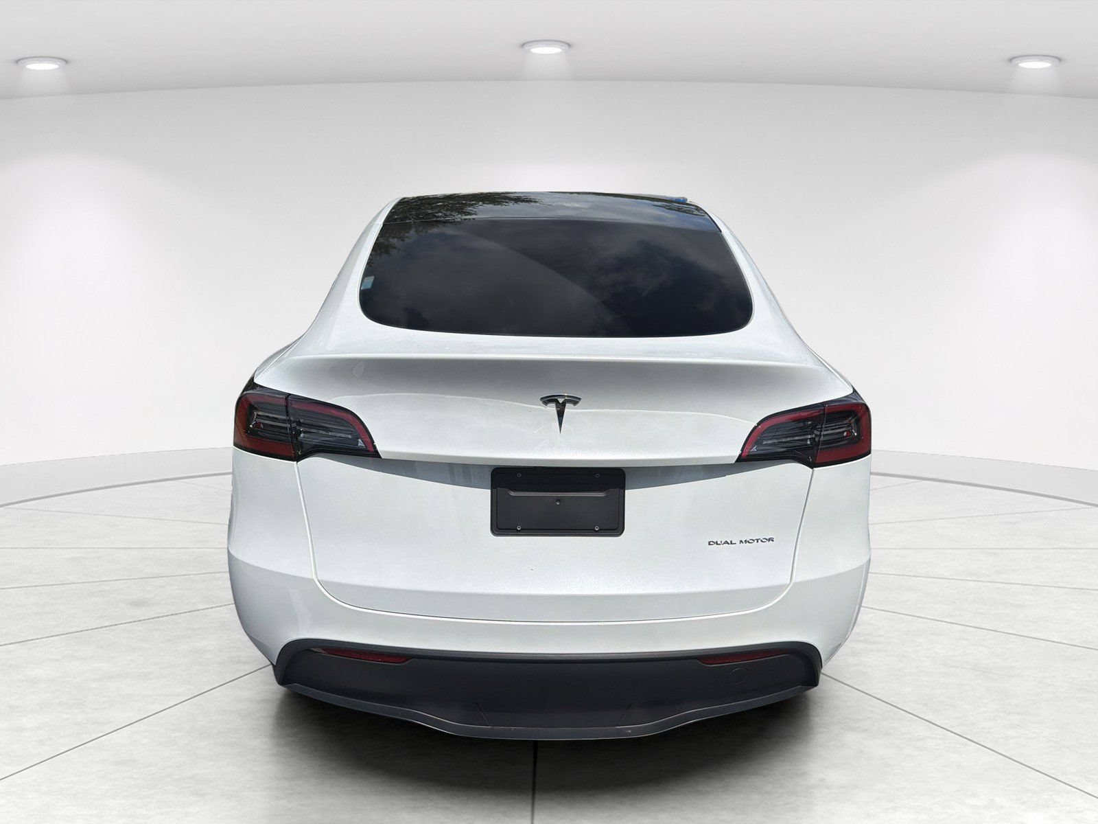 Used 2023 Tesla Model Y Performance AWD/4WD image 5