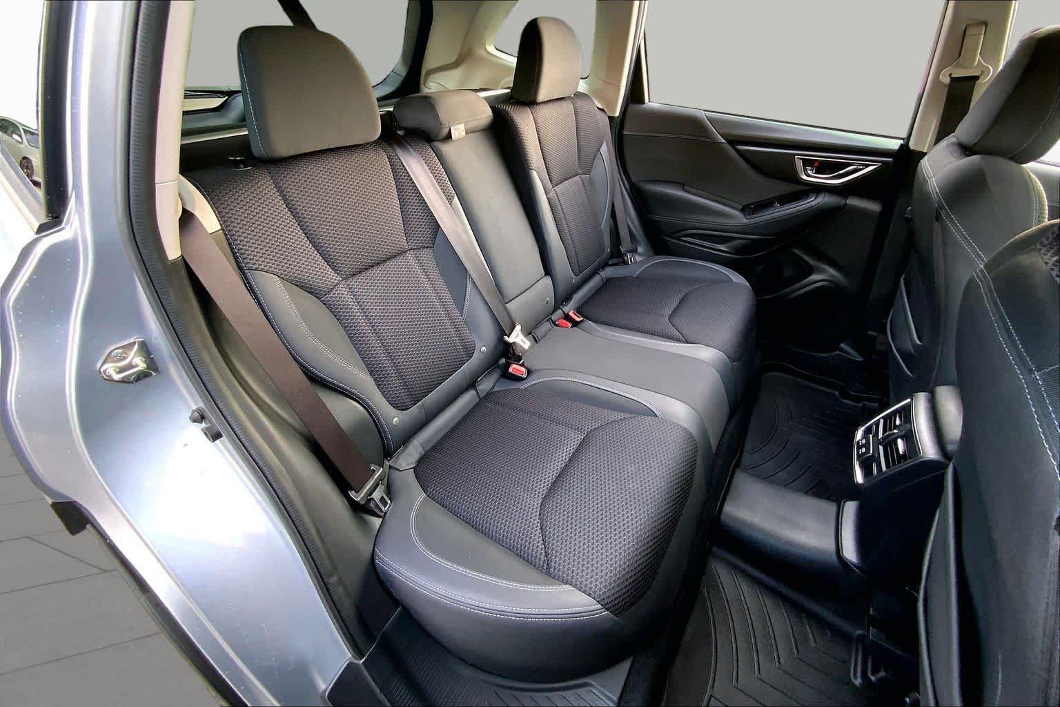 Used 2020 Subaru Forester Premium AWD/4WD image 20