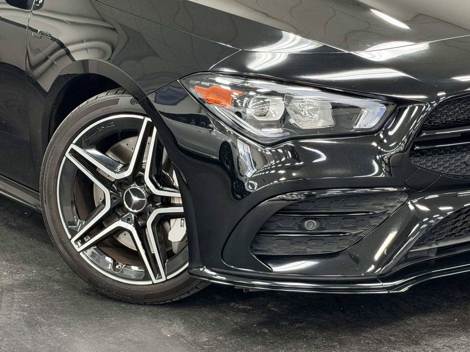 Certified 2022 Mercedes-Benz CLA 35 AMG 4MATIC image 4