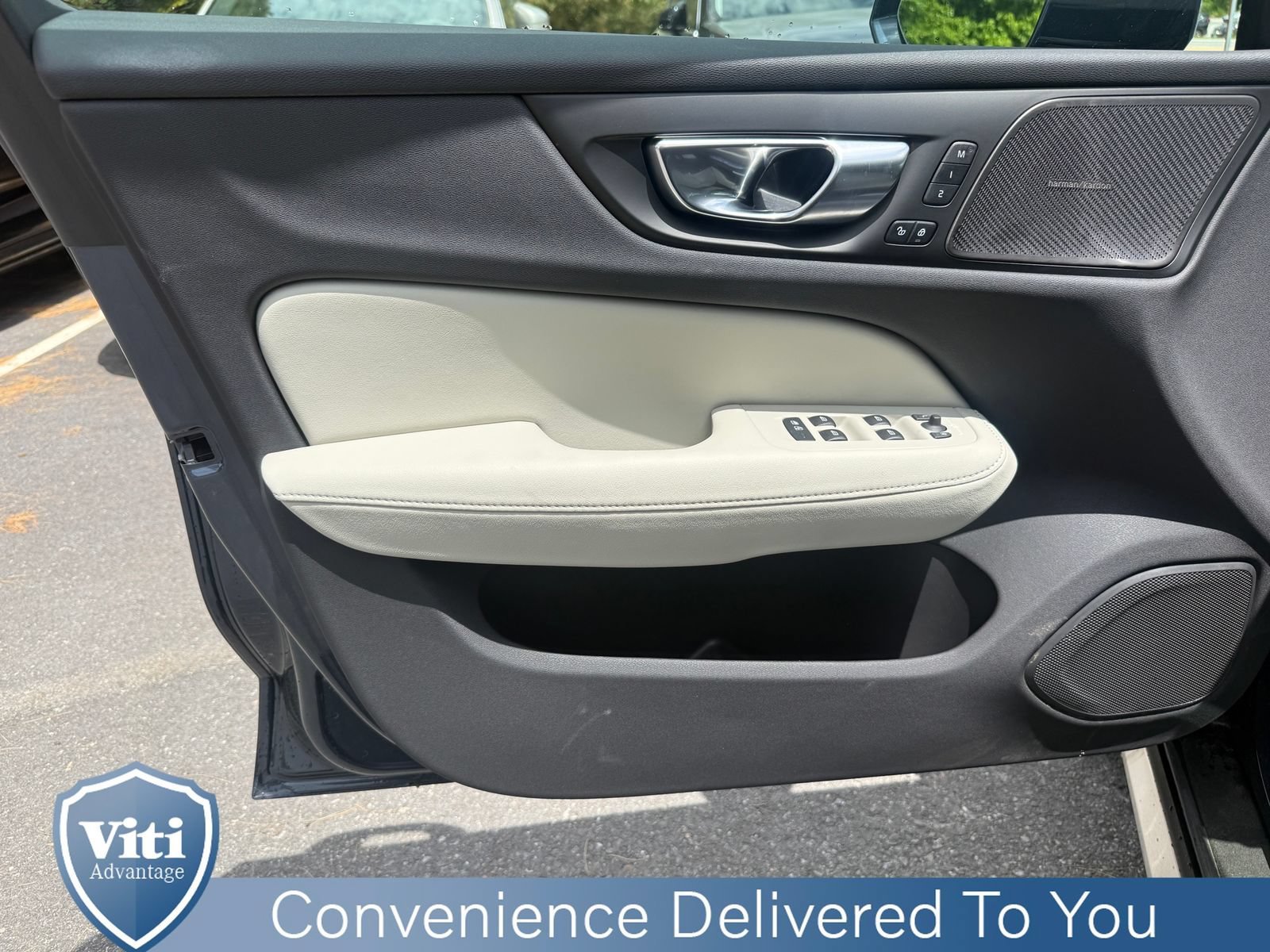 New 2026 Volvo V60 B5 Cross Country Ultra w/ Protection Package Premier AWD/4WD image 11