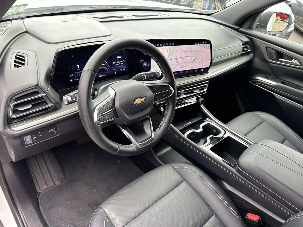 Certified 2025 Chevrolet Traverse LT image 19