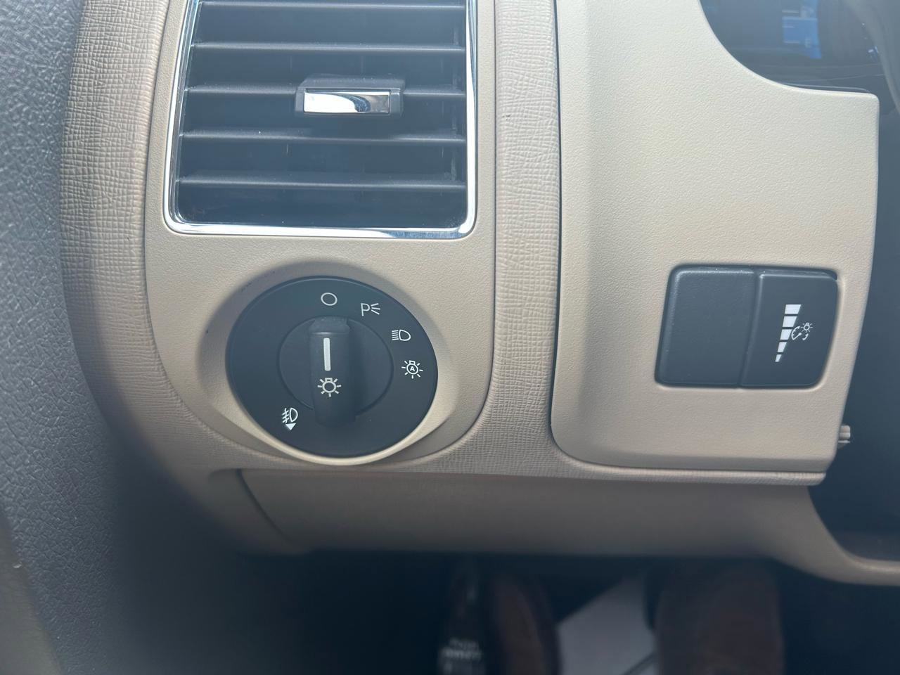 Used 2014 Ford Flex SEL w/ Class III Trailer Tow Package image 28