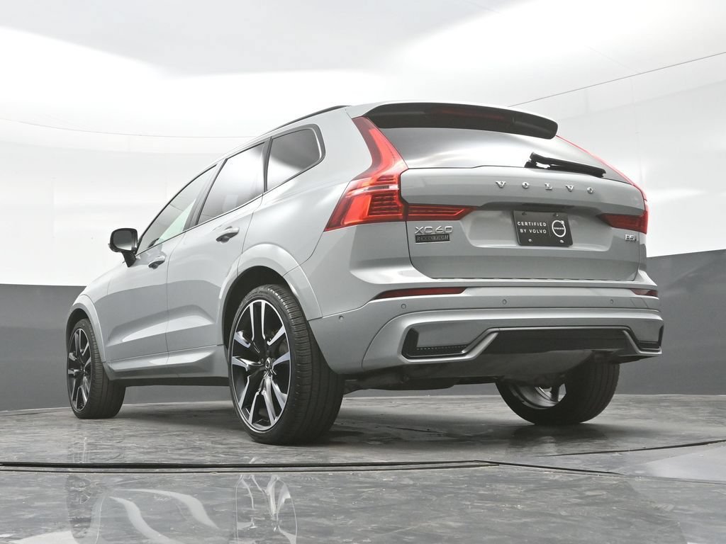 Used 2024 Volvo XC60 B5 Ultimate w/ Protection Package Premier AWD/4WD image 28