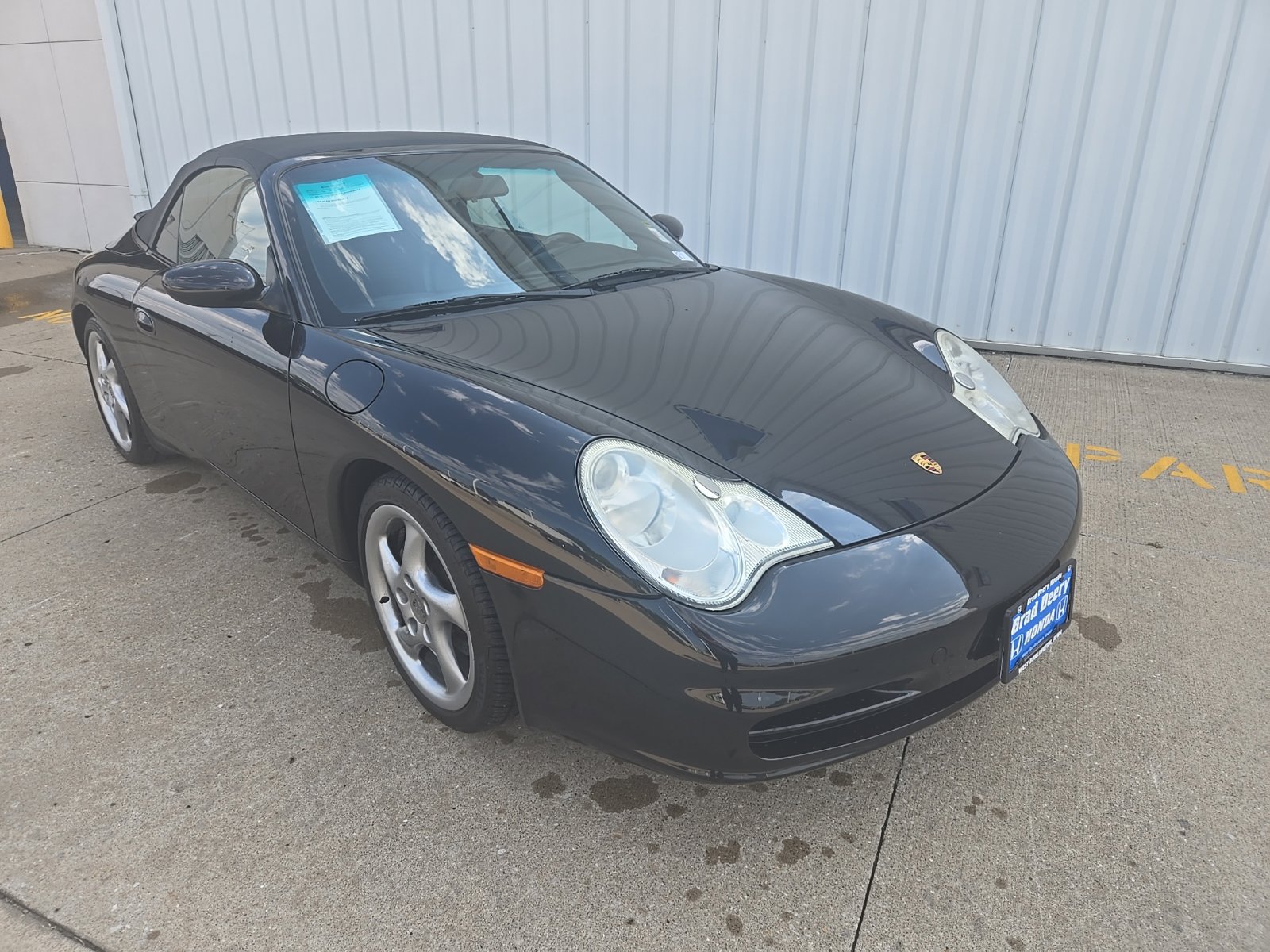 Used 2002 Porsche 911 Carrera RWD image 3