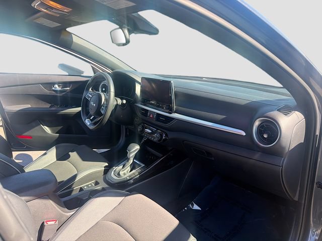 Used 2023 Kia Forte GT-Line w/ GT-Line Technology Package FWD image 27