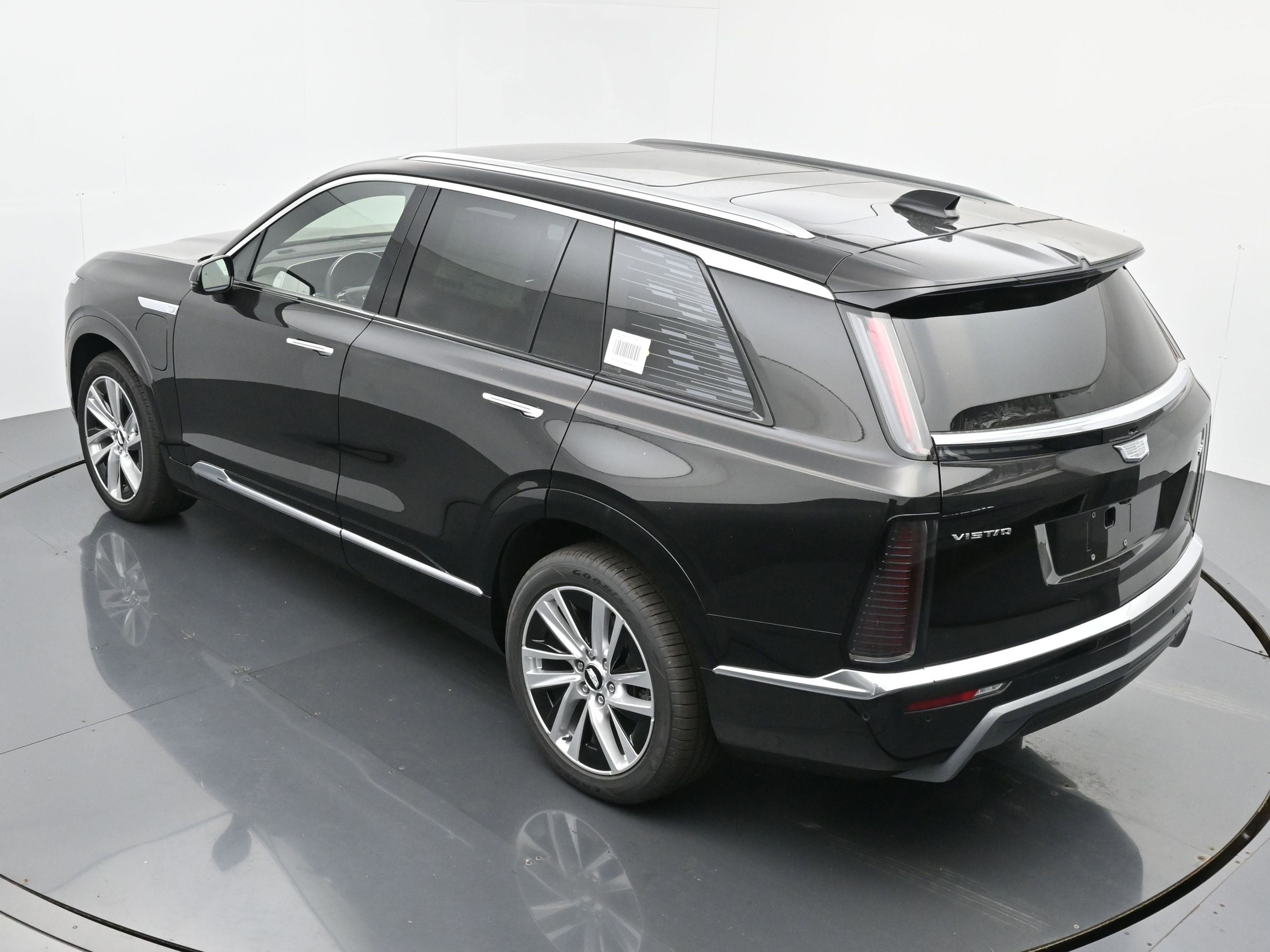 New 2026 Cadillac Vistiq Luxury w/ LPO, Floor Liner Package image 25