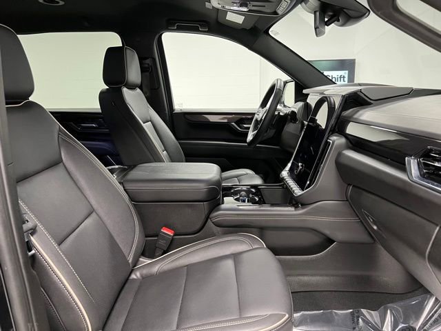 Used 2025 GMC Yukon XL Elevation w/ LPO, Get Active Package AWD/4WD image 56