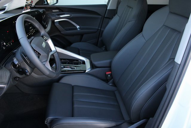 New 2025 Audi Q5 Premium Plus image 6