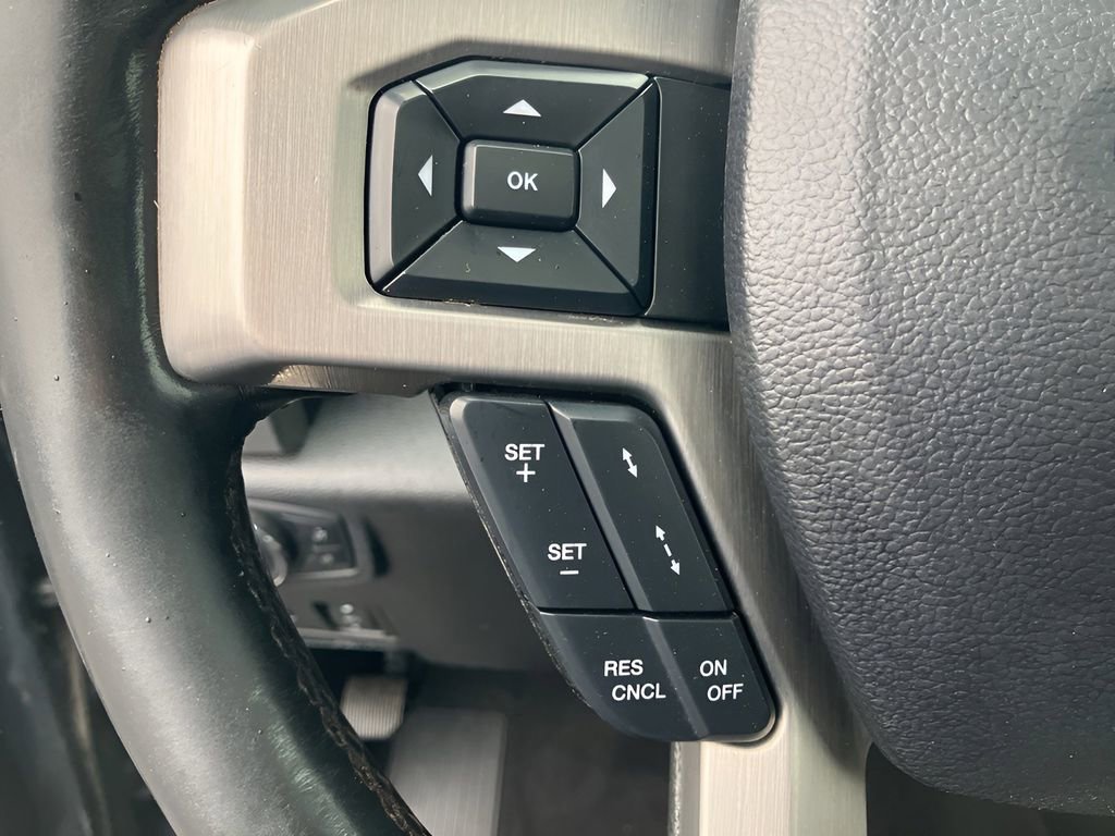 Used 2021 Ford F250 Platinum w/ FX4 Off-Road Package image 28