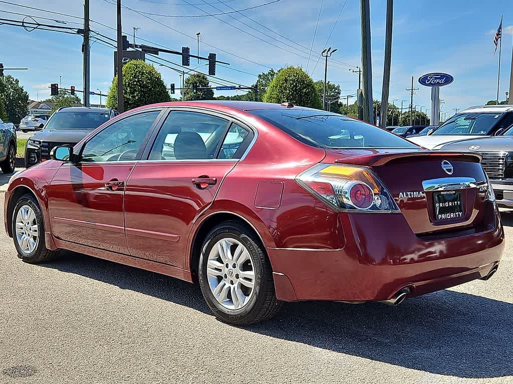 Used 2010 Nissan Altima 2.5 SL w/ Technology Pkg FWD image 6