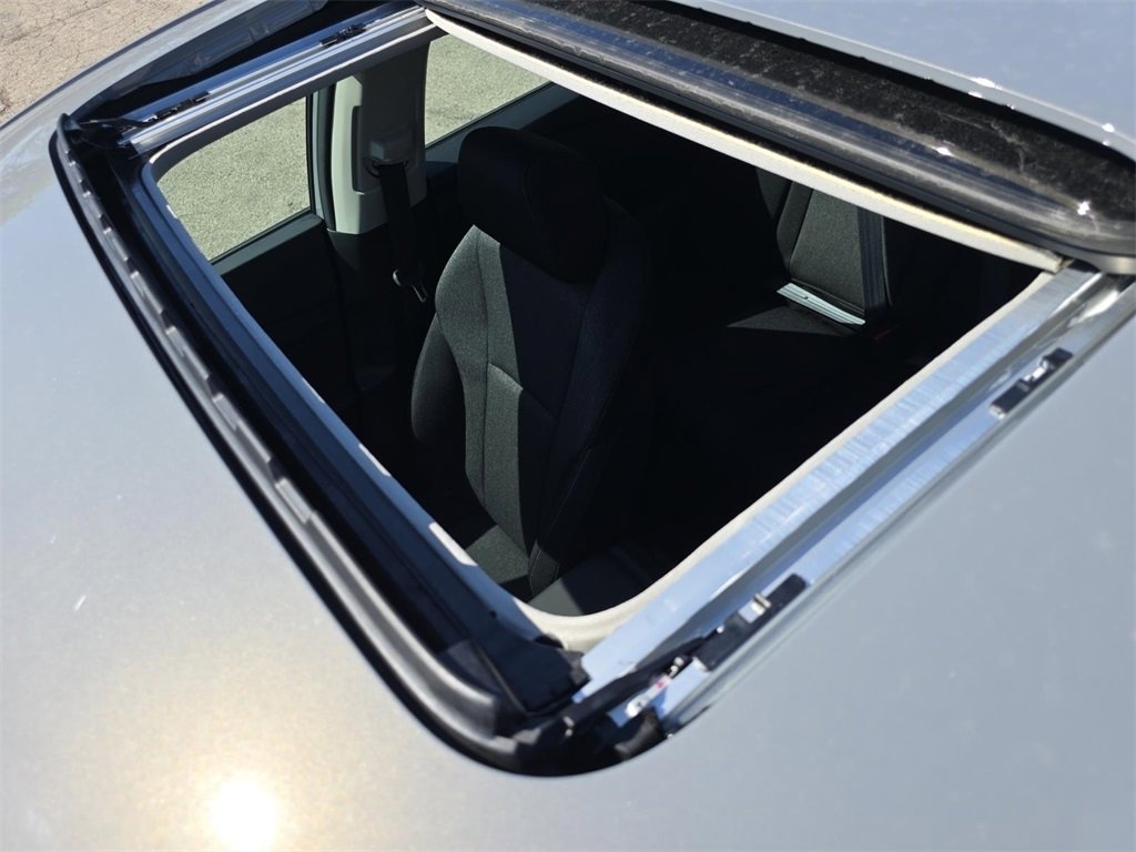 New 2025 Honda Accord SE image 3