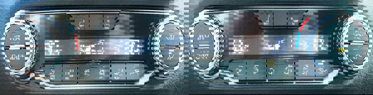 Used 2024 Nissan Sentra SR image 45