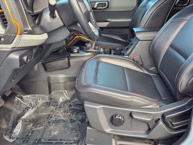 Used 2022 Ford Bronco Badlands image 15