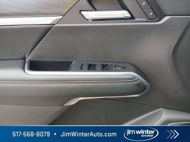 Used 2026 GMC Acadia Elevation w/ Elevation Premium Package AWD/4WD image 21